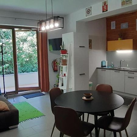 Family House Apartma Мозирье Экстерьер фото