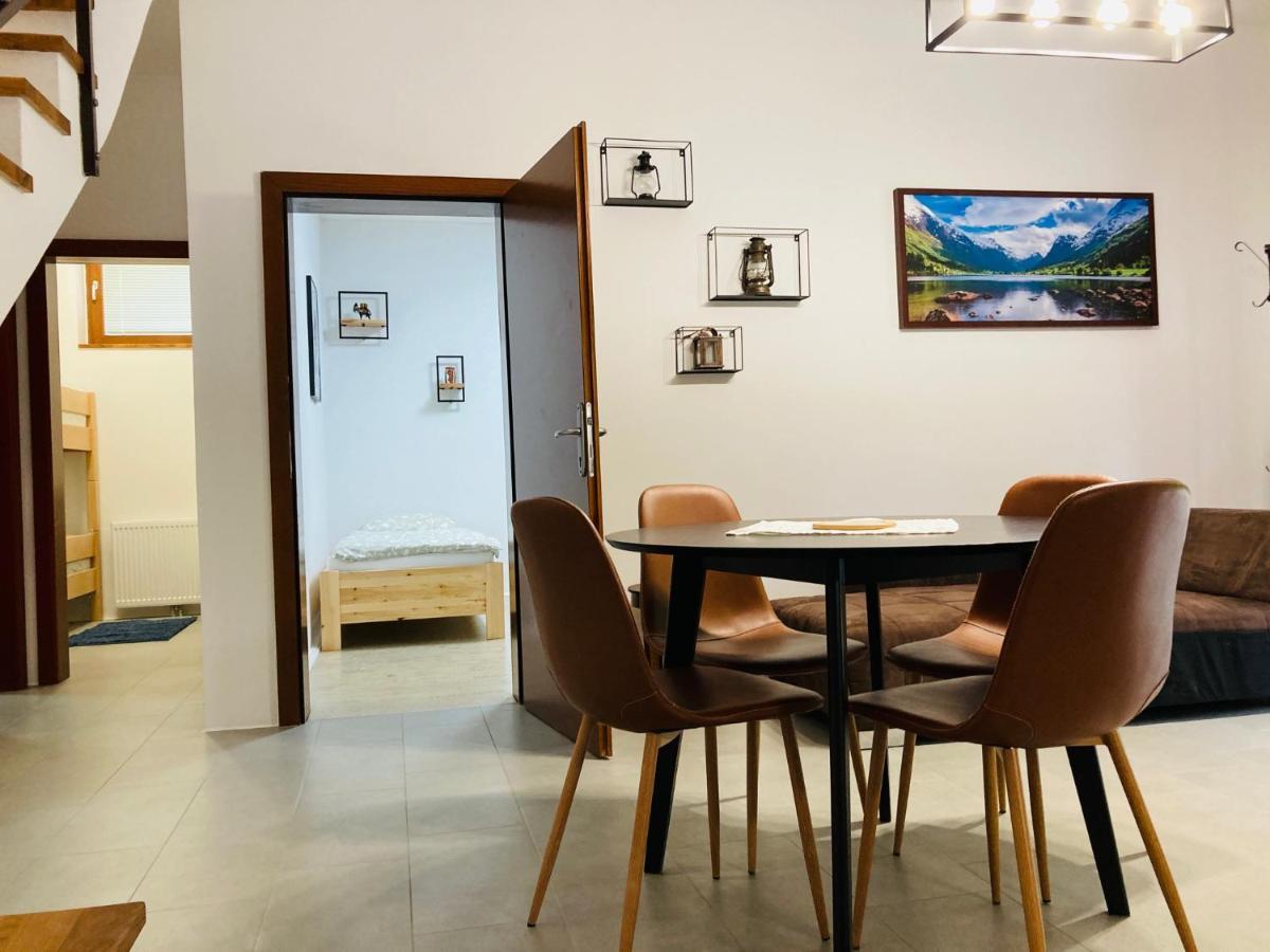 Family House Apartma Мозирье Экстерьер фото