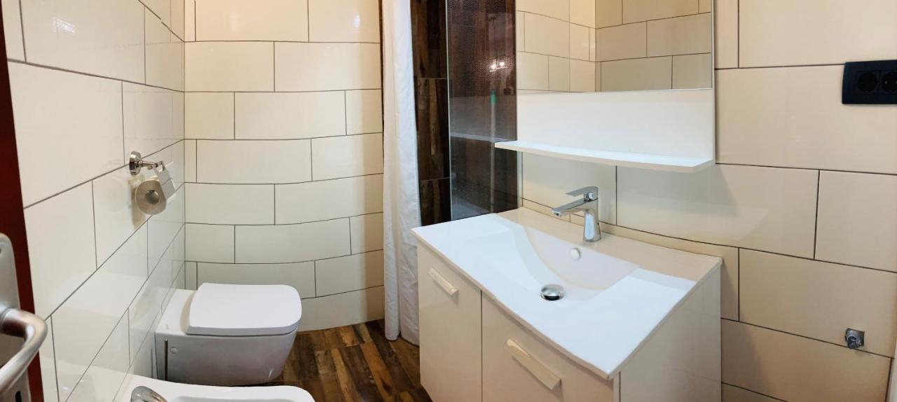 Family House Apartma Мозирье Экстерьер фото